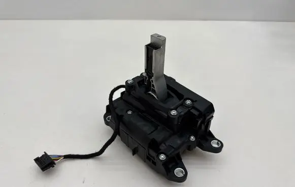 Audi A5 Gear shifter/selector 8W1713041N