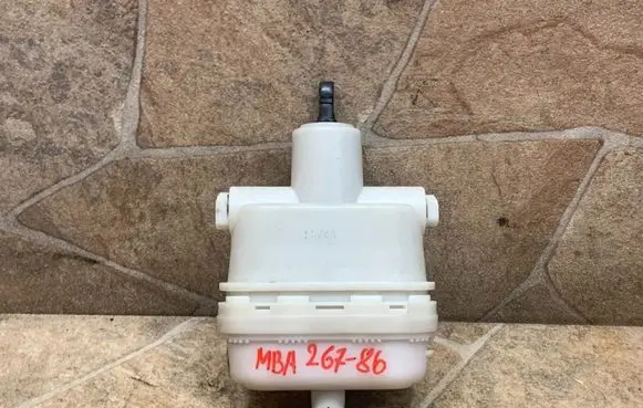 Mercedes-Benz SL R230 Engine mount vacuum valve A2208000575