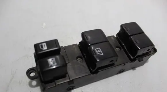 Subaru Forester SG Electric window control switch 157447