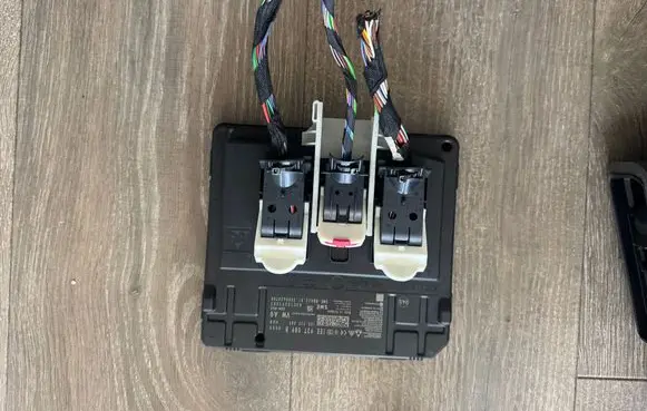 Ford Explorer EV Other devices 1EE937089B