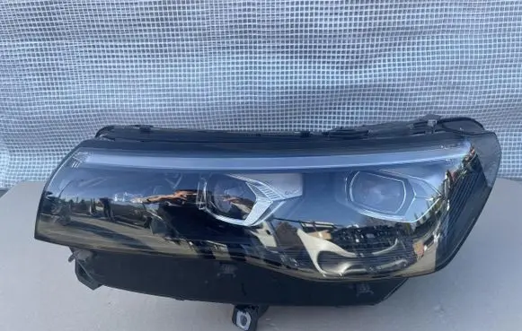 Volkswagen Tiguan Headlight/headlamp 571941059G