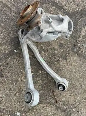 BMW i3 Front wheel hub spindle knuckle 6852159 6863739