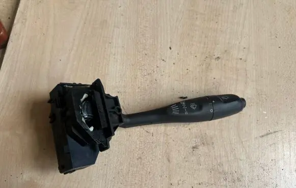 Mitsubishi Space Star Wiper control stalk