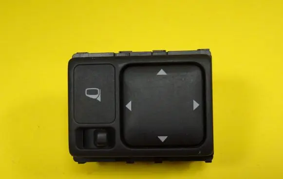 Nissan Micra Wing mirror switch