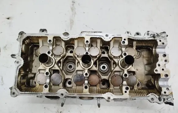Engine head