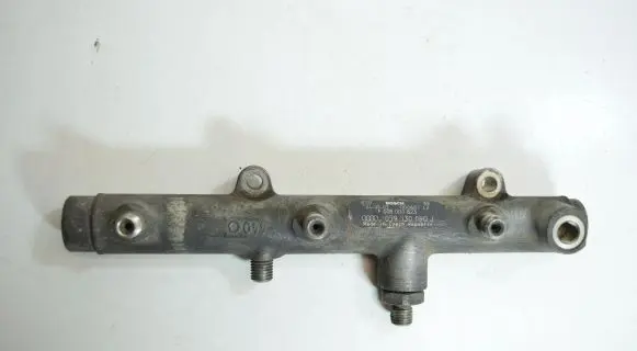 Audi A6 S6 C6 4F Fuel main line pipe 059130090J