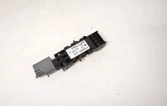 Chrysler 300 - 300C Airbag deployment crash/impact sensor 04671779ac