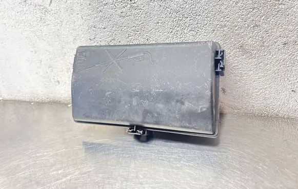 Opel Insignia A Fuse box cover 13222784 544949969