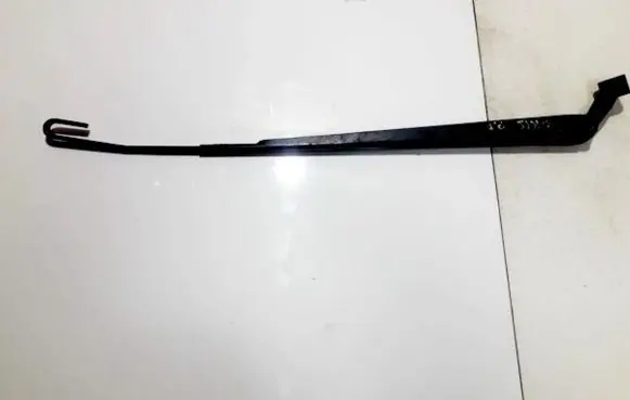 Toyota Yaris Front wiper blade arm 852110d010 85211-0d010