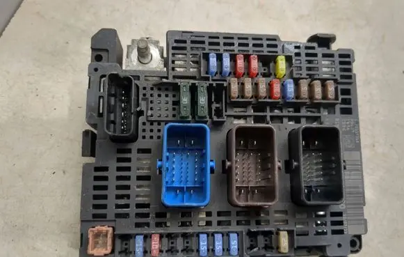 Fuse box set