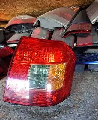 Toyota Corolla E120 E130 Rear/tail lights 0251L 0251