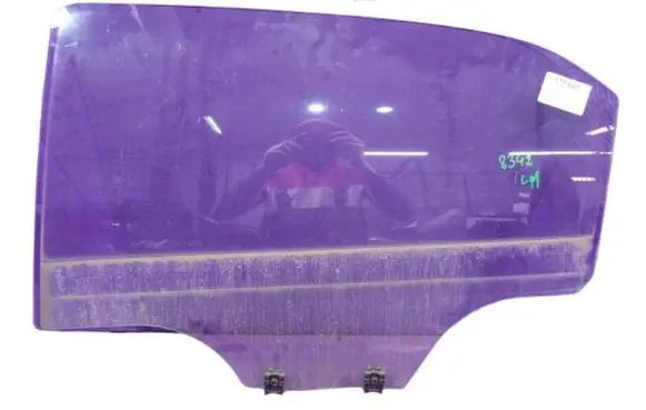 Peugeot 301 Front door window glass four-door 