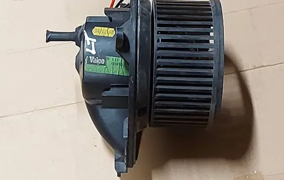 Volkswagen II LT Heater fan/blower 651586K