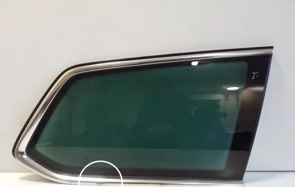 Volkswagen PASSAT B8 Rear side window 3G9845298CH