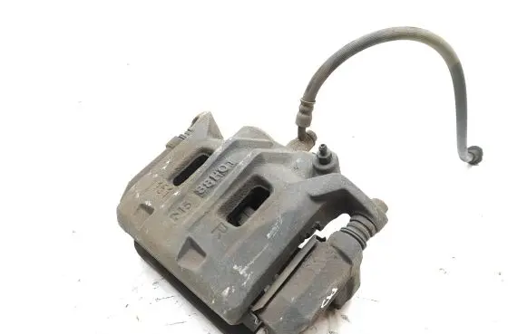 Nissan Navara D23 Front brake caliper