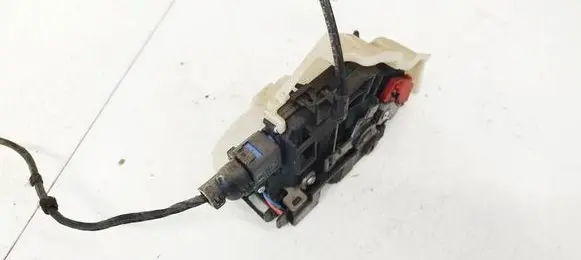 Volkswagen Golf Plus Rear door lock 7L0839016D
