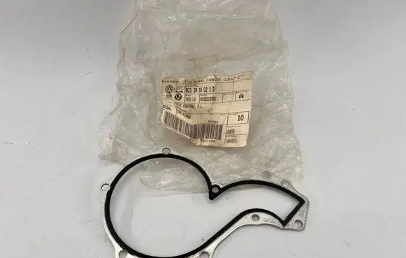 Volkswagen Golf III Thermostat/thermostat housing 026121041P 0006819095 B2139180210