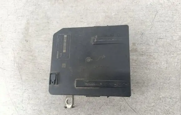 Renault Scenic II - Grand scenic II Central body control module 8200455424L