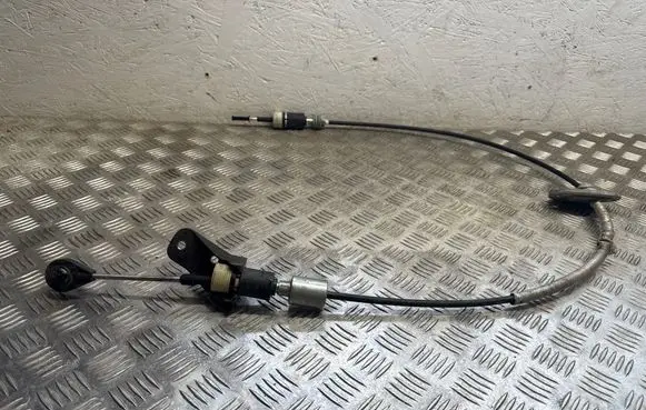 Volvo XC90 Gear shift cable linkage 31367477