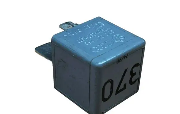 Audi A6 S6 C6 4F Other relay 8D0951253 V23134J52X300