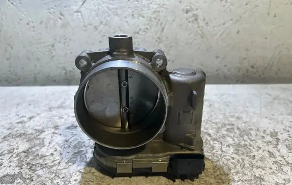 Dodge Durango Throttle valve 05184349AB 028075000X 01070