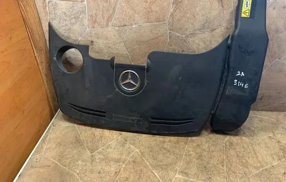 Mercedes-Benz GLE (W166 - C292) Engine cover (trim) A2760100367