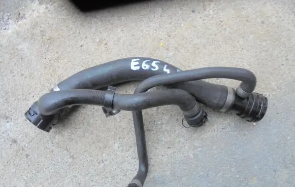 BMW 7 E65 E66 Engine coolant pipe/hose 7535742