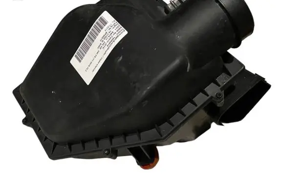 BMW 8 G14 Air filter box 7643301 13717643301