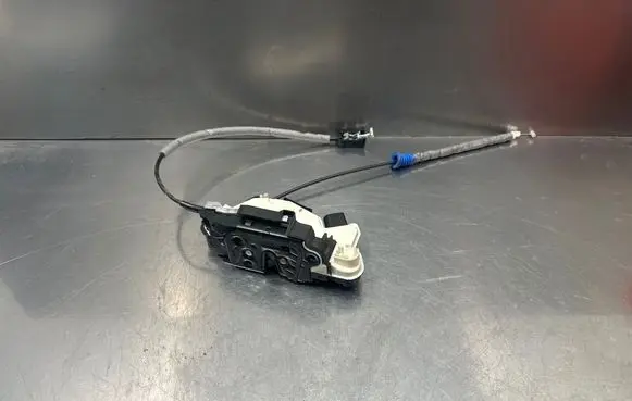 Skoda Citigo Front door lock 1S1837015C