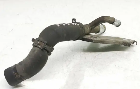 Nissan X-Trail T31 Engine coolant pipe/hose
