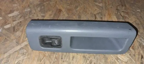 Volvo V50 Electric window control switch 30773217