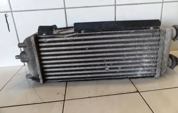 Hyundai ix35 Intercooler radiator 28270-2F750