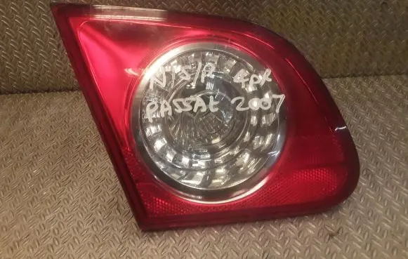 Volkswagen PASSAT B6 Tailgate rear/tail lights 3C5945093F
