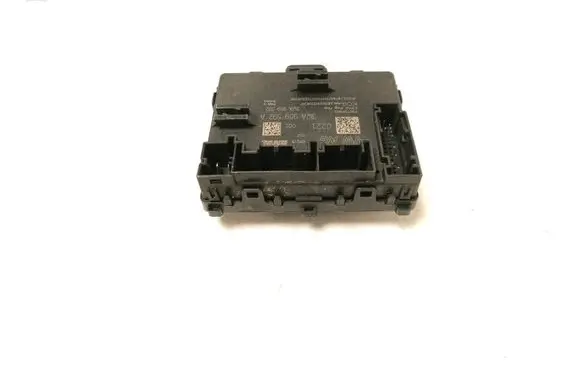 Volkswagen Golf VIII Door control unit/module 3WA959592A