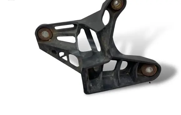 Volkswagen Golf VI Gear shift cable bracket 1K0711789G