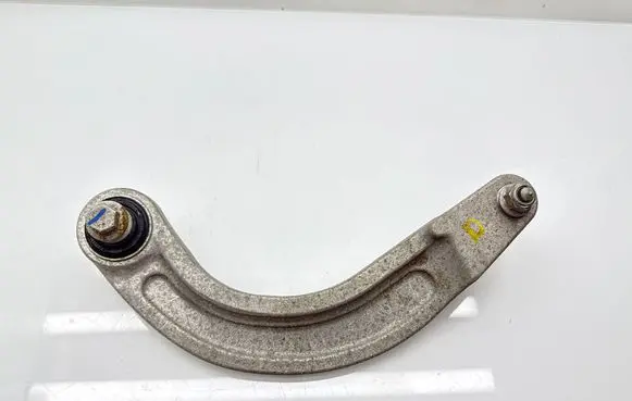 Rear upper control arm/wishbone