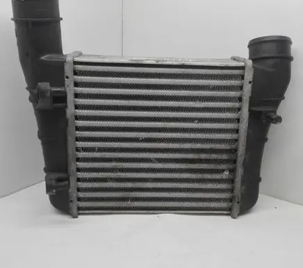 Audi A4 S4 B7 8E 8H Intercooler radiator 8E0145805F