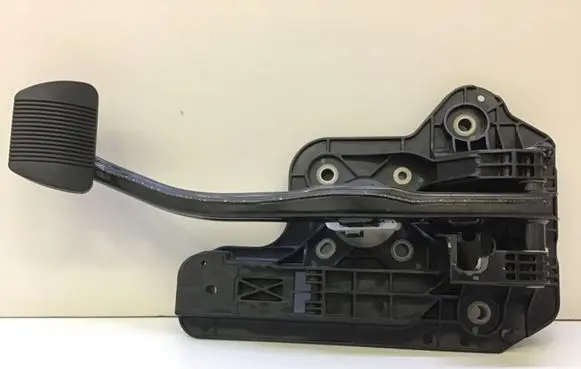 Chrysler Pacifica Brake pedal P04581676AB TKY159639999 40430