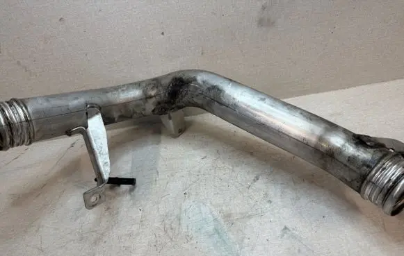 Volvo XC60 Intercooler hose/pipe 31370288