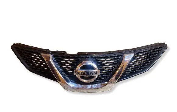 Nissan Qashqai Front grill 623124EA0D