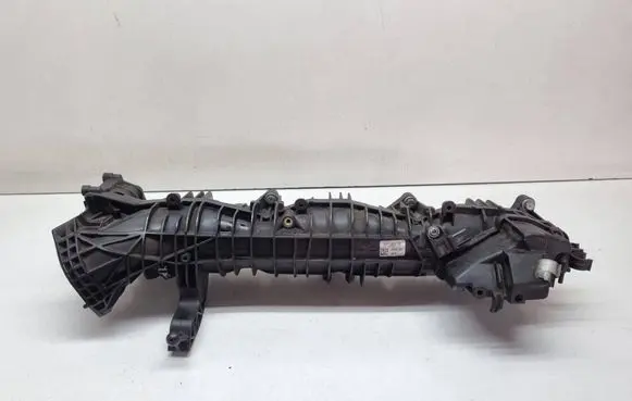 BMW X3 F25 Intake manifold 7811909
