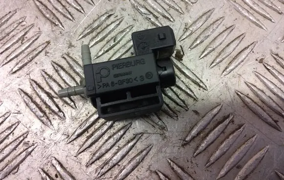 Ford Kuga II Turbo solenoid valve 70400600 13T226