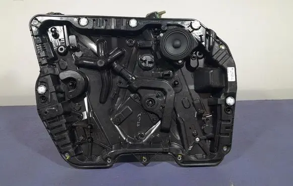 BMW X3 E83 Front door window regulator with motor 7487599