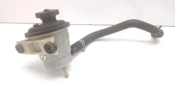 Ford Maverick Power steering fluid tank/reservoir