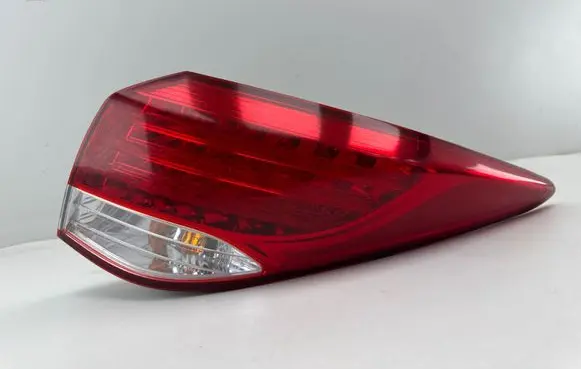 Hyundai i40 Rear/tail lights 924023Z0