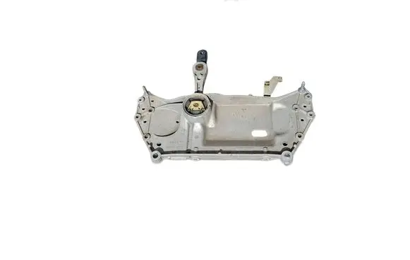 Volkswagen Golf VI Front subframe