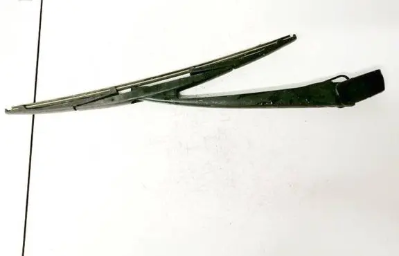Subaru B9 Tribeca Rear wiper blade arm 