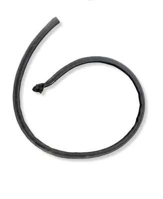 BMW 5 G60 G61 Rubber seal rear door 5A058B7