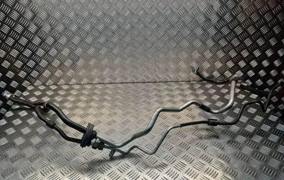 Air conditioning (A/C) pipe/hose