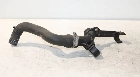 Mercedes-Benz C W203 Engine coolant pipe/hose 2712030182